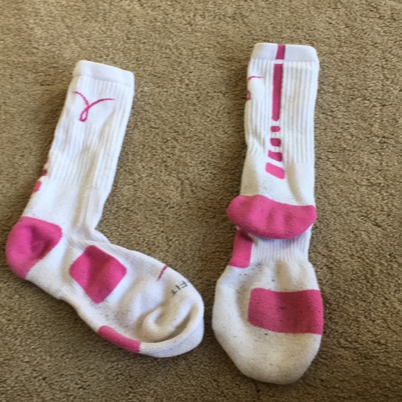 pink nike elites